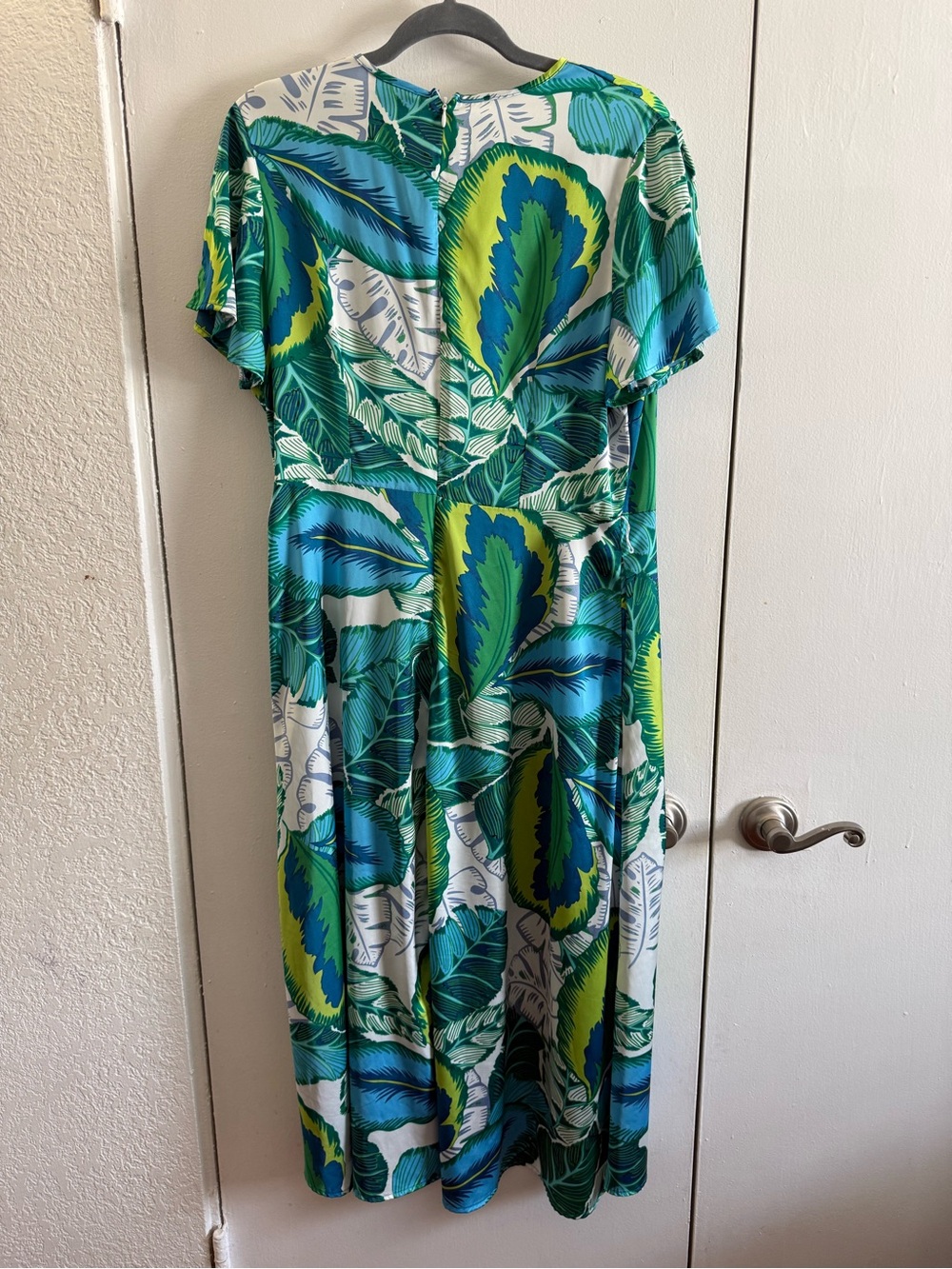 sofia by sofia vergara Teal, Green & Blue Tropical Leaf Maxi Dress